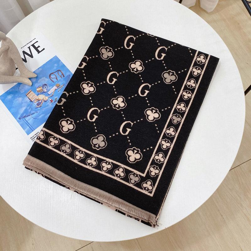 Scarves Luxury Winter Women Scarf Warm Pashmina Blanket Double Side Letter Print Shawl Wraps Female Cashmere Bandana Designer Foulard
Scarves Luxury Winter Women Scarf Warm Pashmina Blanket Double Side Letter Print Shawl Wraps Female Cashmere Bandana Designer Foulard