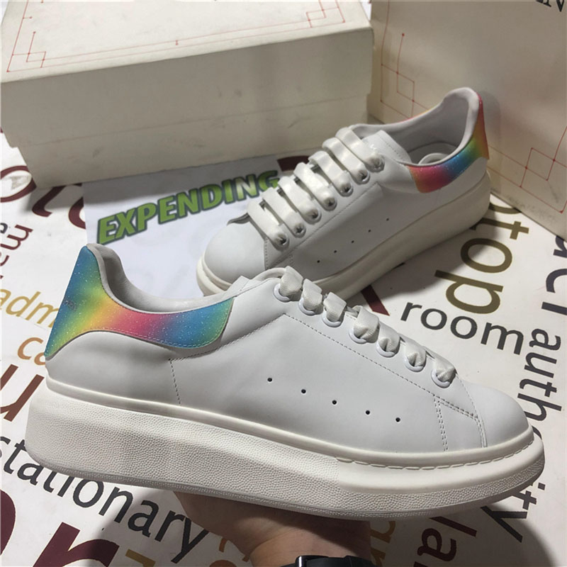 Top Quality Luxury Designers Shoes Casual Shoe Men Women 3M Reflective Fashion Genuine Leather Velet Outdoor Platform Sneakers With Box, Black
Top Quality Luxury Designers Shoes Casual Shoe Men Women 3M Reflective Fashion Genuine Leather Velet Outdoor Platform Sneakers With Box, Black