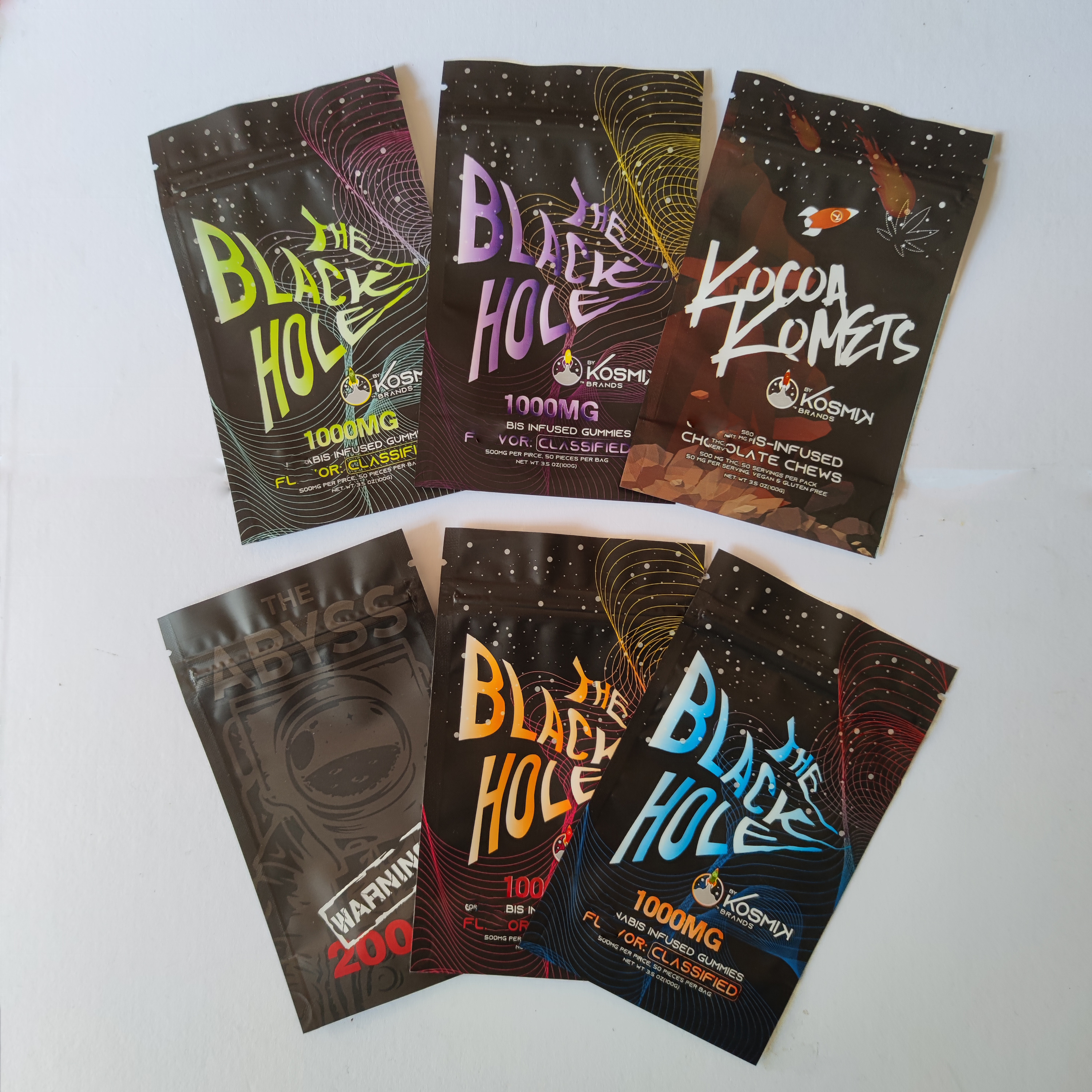 

New The black hole kosmik brands sour fruit gummies packing bags 1000mg 500mg servings per pack per 3.5oz resealable mylar Edibles Infused Gummy zipper package bag