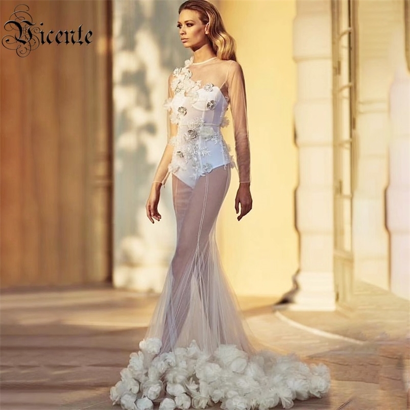White Dress Floral Appliques Backless Sheer Beach Wedding Gown Celebrity Party Vestidos 210520
White Dress Floral Appliques Backless Sheer Beach Wedding Gown Celebrity Party Vestidos 210520