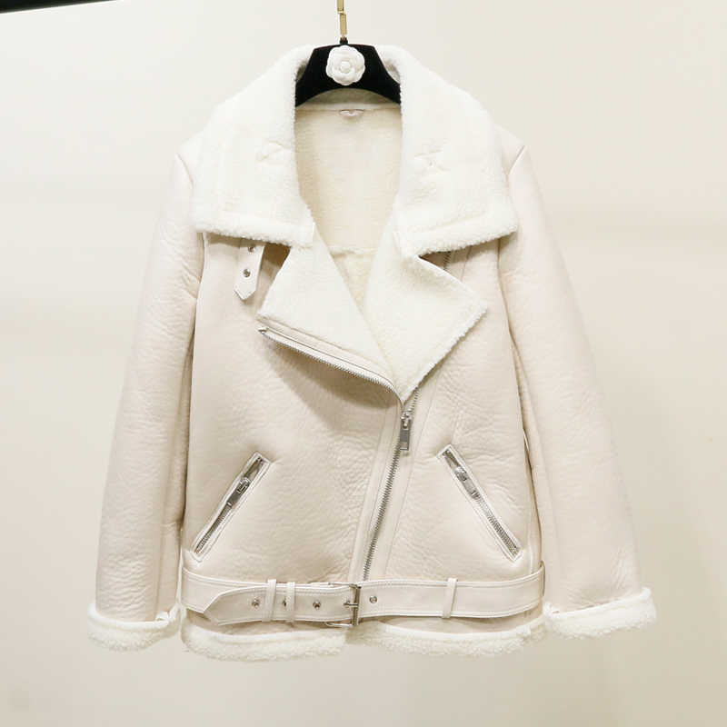 LY VAREY LIN Winter Women Black Motorcycle Female Outwear Faux Sheepskin Coats Thicken Leather Lambs Wool Fur Jacket 210526