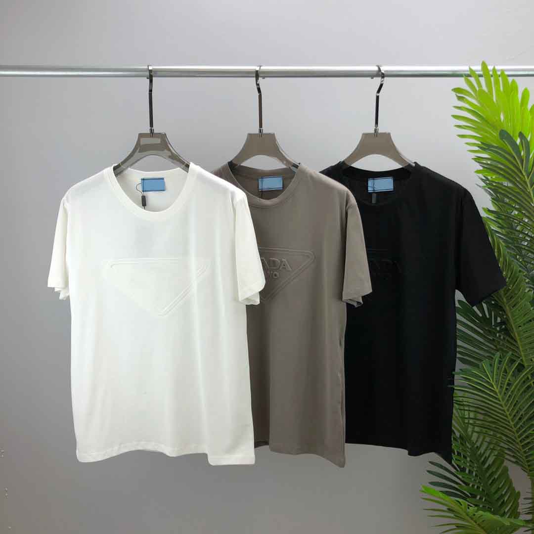 2022 round neck Men's Plus Tees & Polos with cotton printing and embroidery, 100% replica of European size ws23, Black;brown
2022 round neck Men's Plus Tees & Polos with cotton printing and embroidery, 100% replica of European size ws23, Black;brown