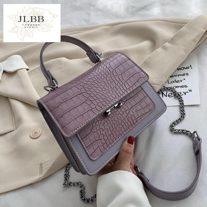 Evening Bags Crocodile Pattern Small Tote Bag 2021 Vintage High Quality PU Leather Women's Designer Handbag Chain Shoulder Messenger
Evening Bags Crocodile Pattern Small Tote Bag 2021 Vintage High Quality PU Leather Women's Designer Handbag Chain Shoulder Messenger