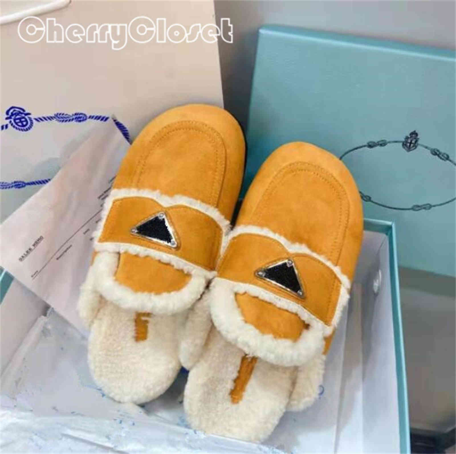 Shearling House Slippers for Women Winter Warm Home Fur Slides Metal Triangle Decor Designer Mules Shoes Female Flats Zapatilla, Black
Shearling House Slippers for Women Winter Warm Home Fur Slides Metal Triangle Decor Designer Mules Shoes Female Flats Zapatilla, Black