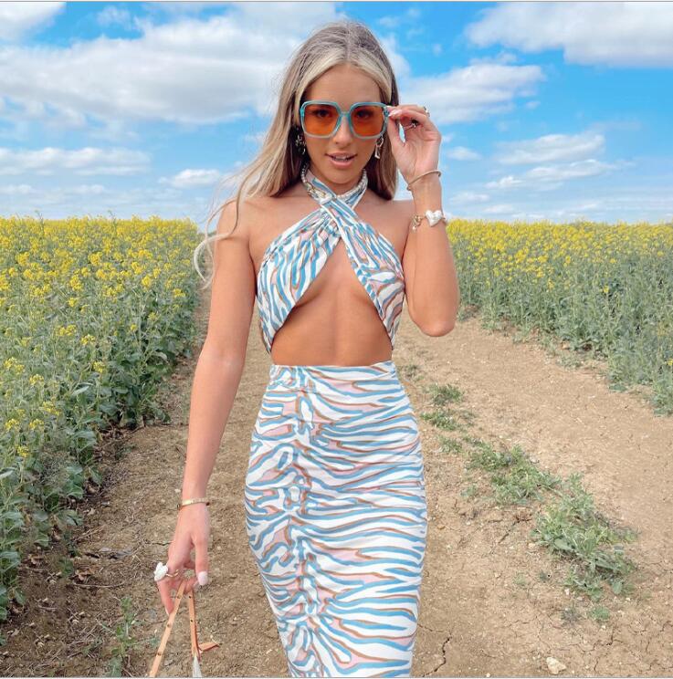 Fashion Print Elegant Halter Cut Out Backless Midi Dress Night Club Party Outfit Summer Sexy Bodycon Dresses Holiday SML 051903, Blue
Fashion Print Elegant Halter Cut Out Backless Midi Dress Night Club Party Outfit Summer Sexy Bodycon Dresses Holiday SML 051903, Blue
