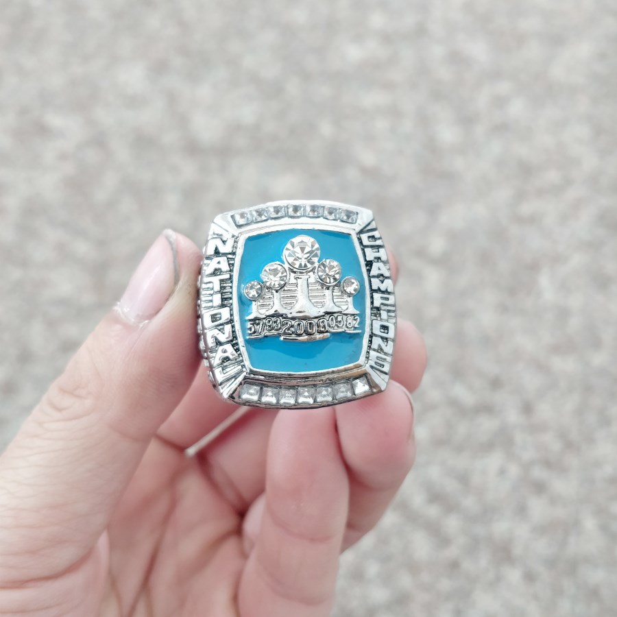 Wholesale 2009 North Carolina Tar Heels Championship Ring fashion Gifts from fans and friends leather Bag Parts & Accessories, Black
Wholesale 2009 North Carolina Tar Heels Championship Ring fashion Gifts from fans and friends leather Bag Parts & Accessories, Black