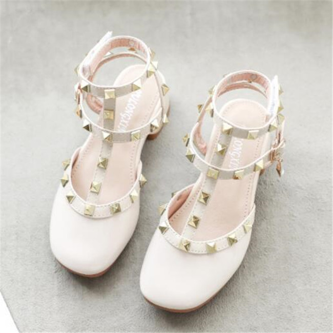 Children Girls Baotou Sandals Princess Roman Shoes Spring Summer Kids shoes Rivet Square Mouth Leather Shoe