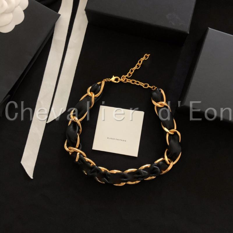 Chokers Fashion Punk Style Leather Weave Beautiful Necklace For Women Party Christmas Gift Jewelry Choker
Chokers Fashion Punk Style Leather Weave Beautiful Necklace For Women Party Christmas Gift Jewelry Choker