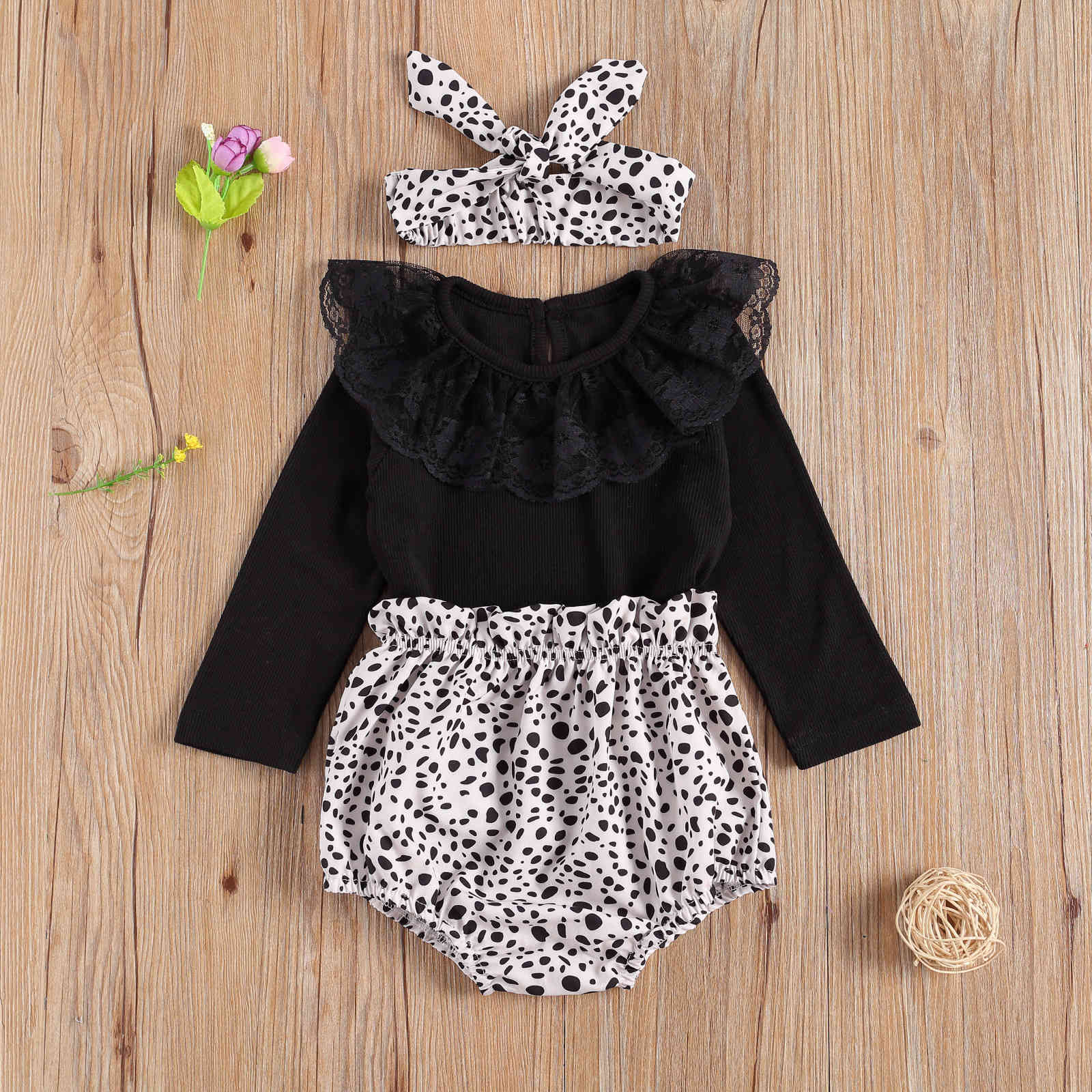 0-2Y Autumn Winter Toddler born Infant Baby Girl Clothes Set Lace Knitted Sweaters Ruffles Leopard Shorts Outfits 210515