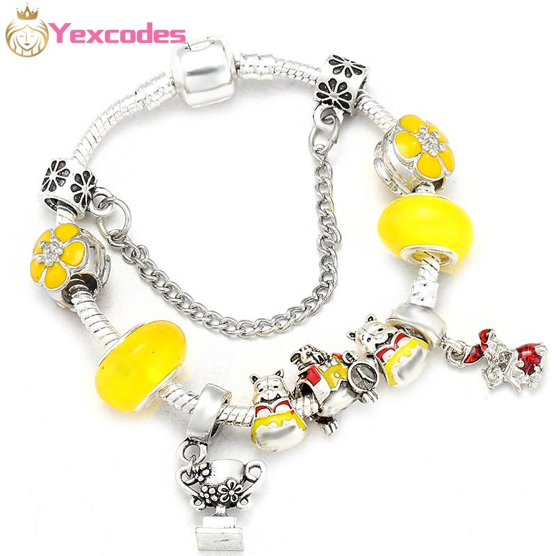 Yexcodes Floral Charm Ladies Bracelet Silver Plated Snake Bone Chain, Brand Gift Direct Shipment Bracelets
Yexcodes Floral Charm Ladies Bracelet Silver Plated Snake Bone Chain, Brand Gift Direct Shipment Bracelets