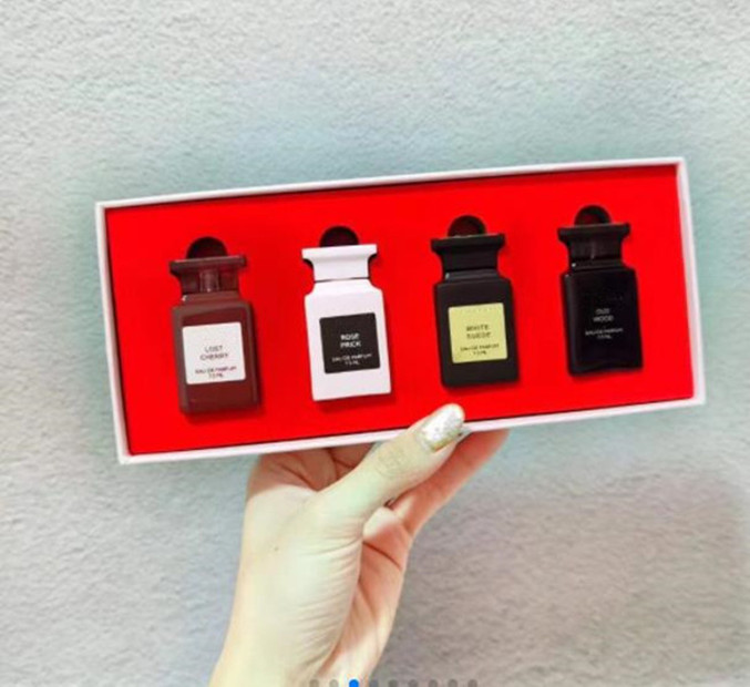 

deodorants perfume set 7.5ML*4 pieces sprays suit miniature moodern collection 1v1charming fragrances for gift women parfum