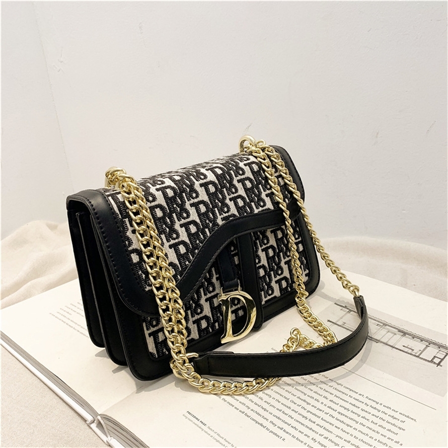 22Women's bag new fashion personalized chain messenger Hanchao net red shoulder, Black
22Women's bag new fashion personalized chain messenger Hanchao net red shoulder, Black