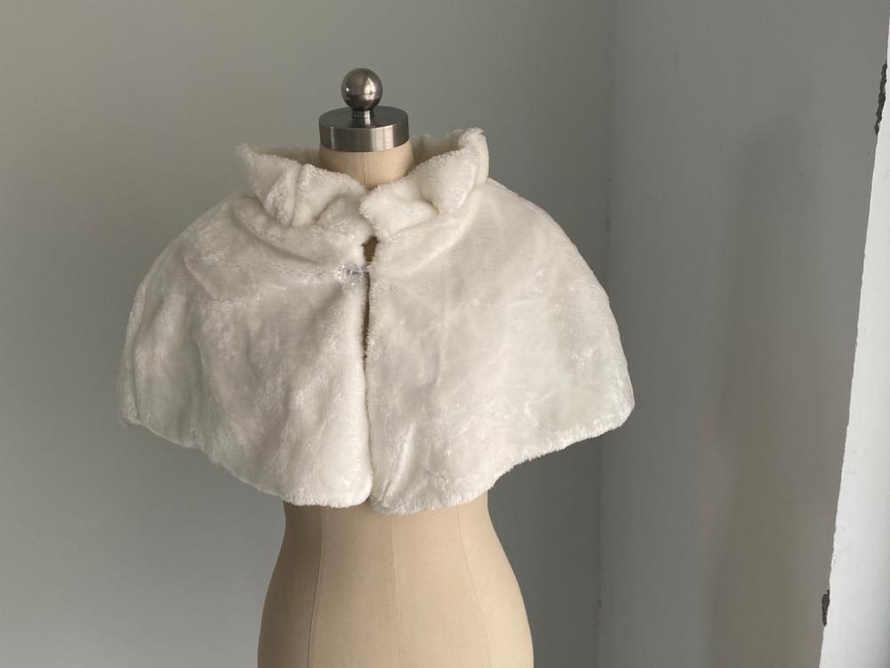 Wraps & Jackets Faux Fur Bridal Wrap Shawl Shrug Wedding Bolero Winter Outdoor Accessories, White
Wraps & Jackets Faux Fur Bridal Wrap Shawl Shrug Wedding Bolero Winter Outdoor Accessories, White