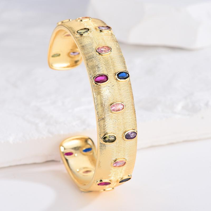 Bangle 2021 Luxo Chique Vintage Ouro Pulseira Anel Brincos Conjunto De Joias Adequado Para Nobres Mulheres
Bangle 2021 Luxo Chique Vintage Ouro Pulseira Anel Brincos Conjunto De Joias Adequado Para Nobres Mulheres