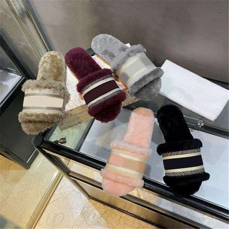Luxurys designers Women Ladies wool Slippers Slides Winter fur Fluffy Furry letters Sandals Warm Comfortable Fuzzy Girl Flip Flop Slipper, D fur slippers
Luxurys designers Women Ladies wool Slippers Slides Winter fur Fluffy Furry letters Sandals Warm Comfortable Fuzzy Girl Flip Flop Slipper, D fur slippers