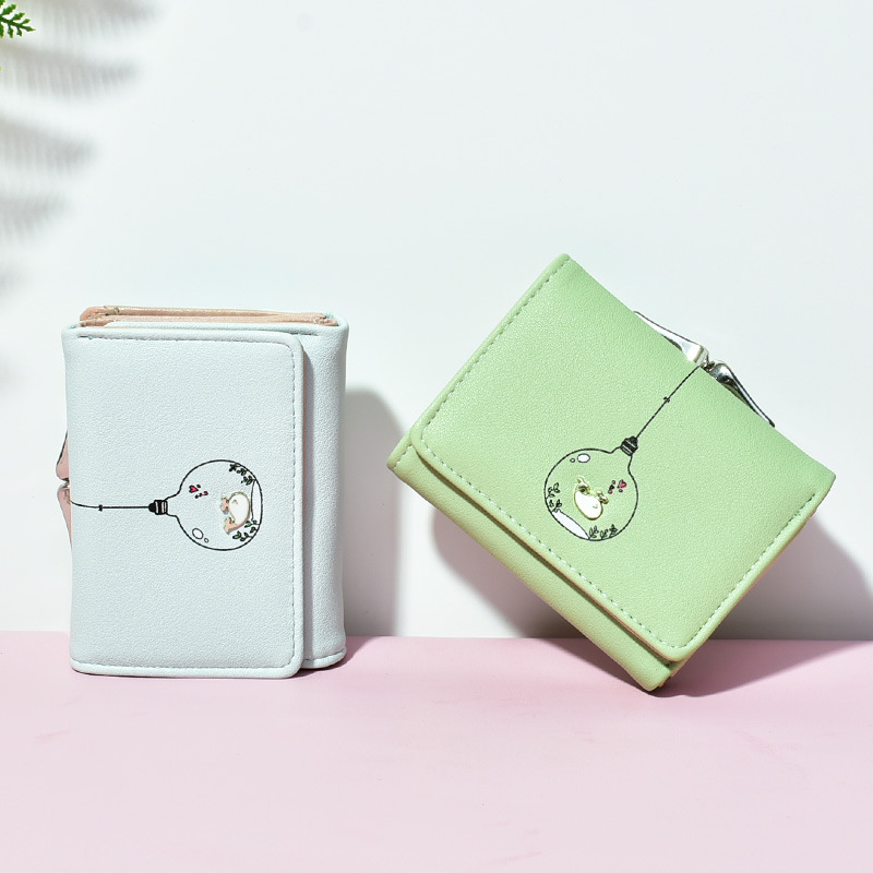 Women Wallets Designer Purse Fashion Pockets Short Wallet Korean Cartoon Small Fresh Three-fold Holder Multi-card Student Coin Purses
Women Wallets Designer Purse Fashion Pockets Short Wallet Korean Cartoon Small Fresh Three-fold Holder Multi-card Student Coin Purses