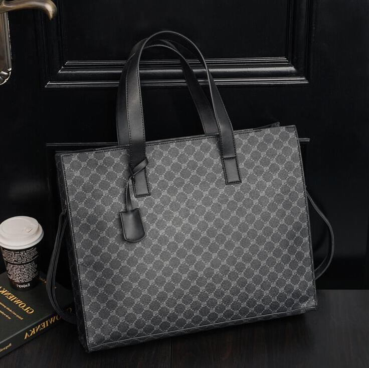 Factory wholesale men leathers shoulder bags fashion horizontal printed handbag street trend color matching leather tote bag British fan plaid handbags, Black2-plaid
Factory wholesale men leathers shoulder bags fashion horizontal printed handbag street trend color matching leather tote bag British fan plaid handbags, Black2-plaid