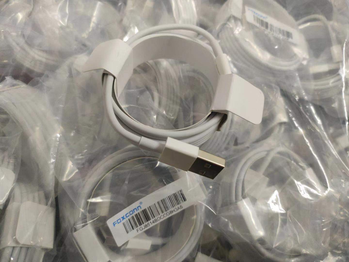 10pcs/lot 100% Genuine 1m/3f t 2M/6FT E75 Chip Data USB charging cable for Foxconn X XS MAX 8 7 6 With New packaging
10pcs/lot 100% Genuine 1m/3f t 2M/6FT E75 Chip Data USB charging cable for Foxconn X XS MAX 8 7 6 With New packaging
