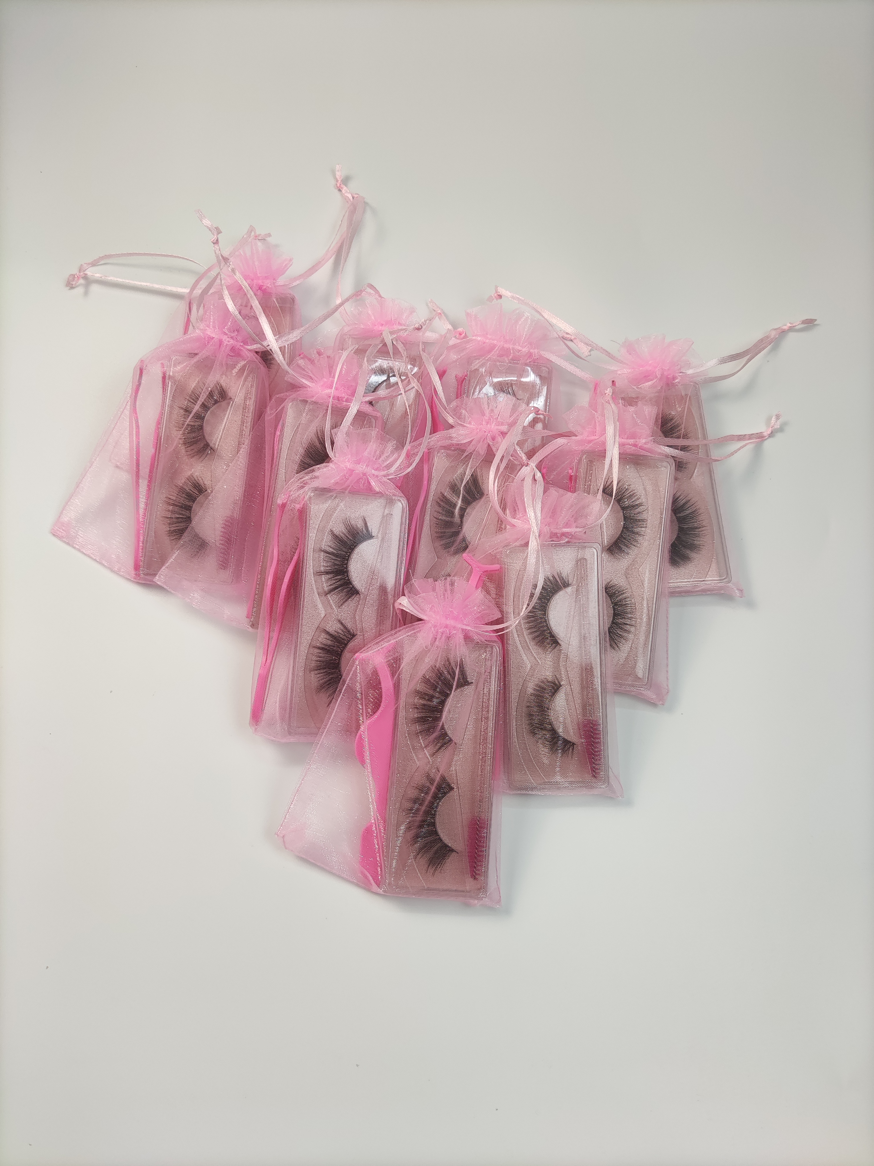 False Eyelashes Soft Light Fake Glitter Lash Extension Mink Lashes Makeup 3D Faux Hair Natural Cross Tweezer Brush Set In Pink Bag Free Customize Serv
