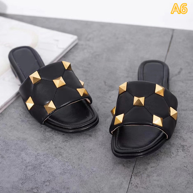 design Leather luxury Sandals Ladies Women's sexy flat slippers Fashion Flat heel Riveted beach woman slippers size 35-42 With box, A5
design Leather luxury Sandals Ladies Women's sexy flat slippers Fashion Flat heel Riveted beach woman slippers size 35-42 With box, A5