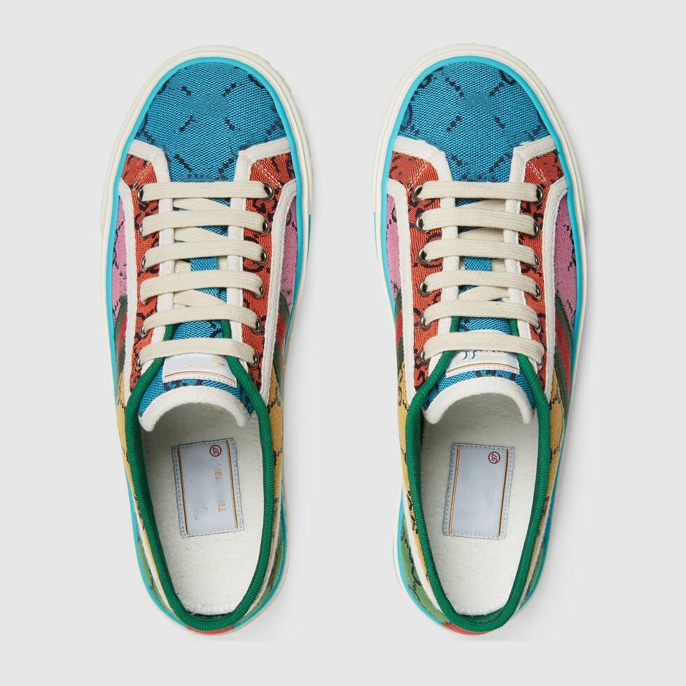 2021 fashionable Chinese embroidered canvas shoes men's women's tennis 1977. Color stripes, low-cut lace-up luxury style,, Black
2021 fashionable Chinese embroidered canvas shoes men's women's tennis 1977. Color stripes, low-cut lace-up luxury style,, Black