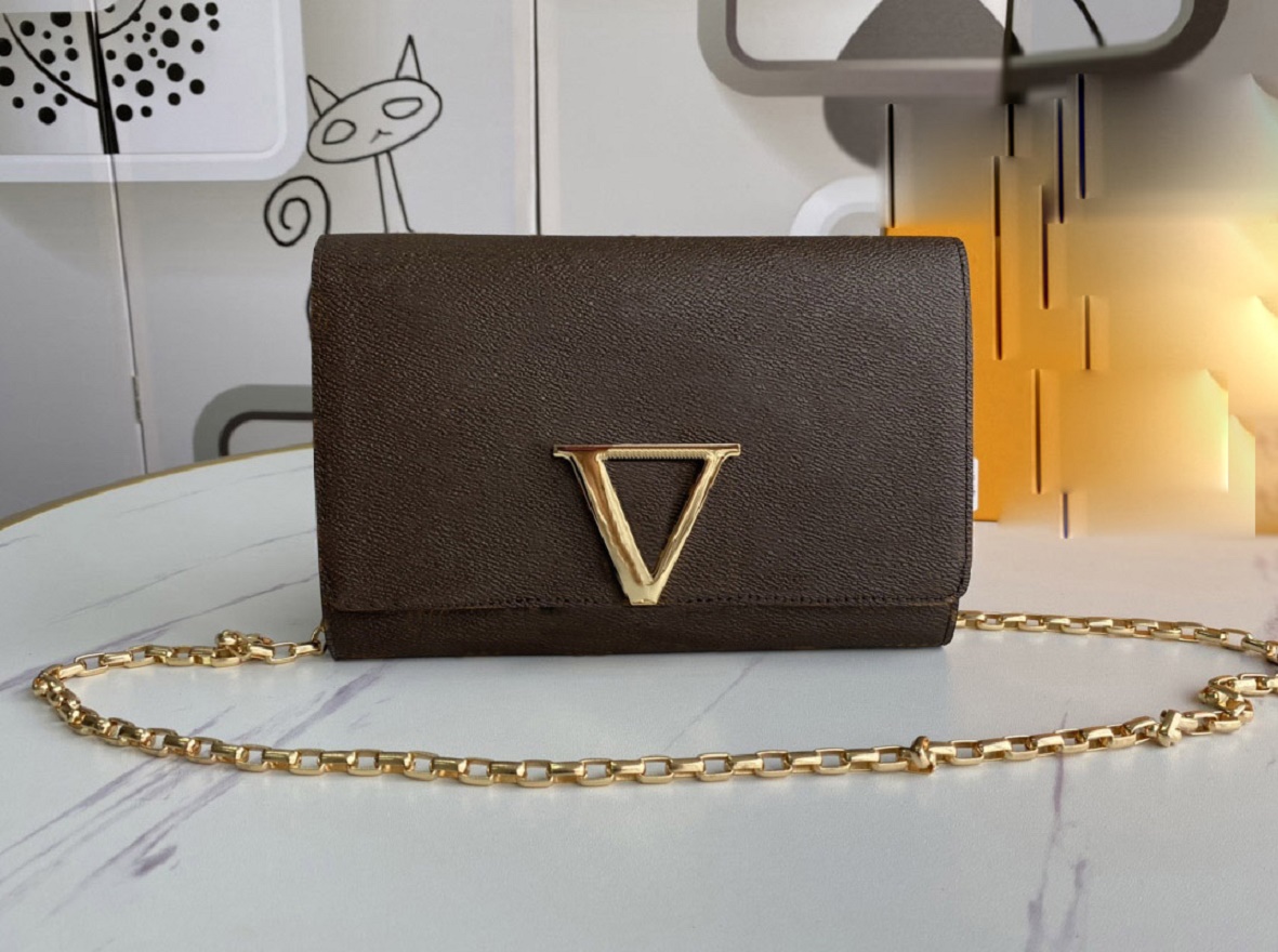 2021 Fashion Designers Womens Handbags luxurys lady shoulder bag high quality leather messenger bags classic digram flowers crossbody Chains Plaid purses 94336, Not a product (extra freight)
2021 Fashion Designers Womens Handbags luxurys lady shoulder bag high quality leather messenger bags classic digram flowers crossbody Chains Plaid purses 94336, Not a product (extra freight)