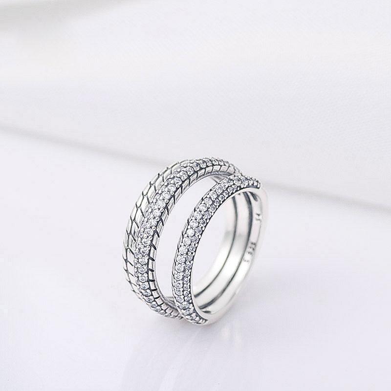 Factory wholesale 925 Sterling Silver Triple Band Pave Snake Chain Pattern Ring Fit Jewelry Engagement Wedding Lovers Fashion Ring
Factory wholesale 925 Sterling Silver Triple Band Pave Snake Chain Pattern Ring Fit Jewelry Engagement Wedding Lovers Fashion Ring