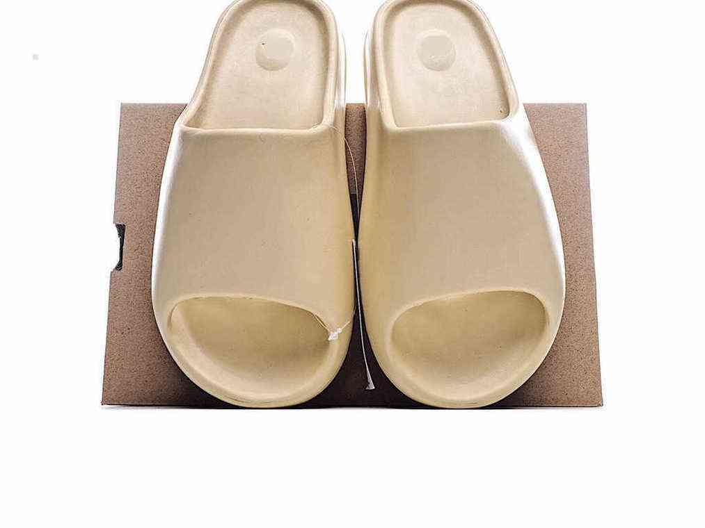 Fashion brand slippers for men super great quality indoor outdoor basketball football soccer sneakers sports sandal gift birthday summer party CZ1D, Black
Fashion brand slippers for men super great quality indoor outdoor basketball football soccer sneakers sports sandal gift birthday summer party CZ1D, Black