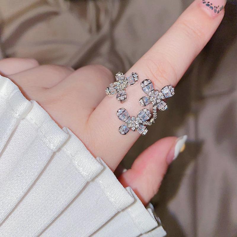 Cluster Rings 2021 Luxury Three Small Butterflies 925 Sterling Silver Zircon Engagement Wedding Eternity Ring Fresh Sweet For Women
Cluster Rings 2021 Luxury Three Small Butterflies 925 Sterling Silver Zircon Engagement Wedding Eternity Ring Fresh Sweet For Women