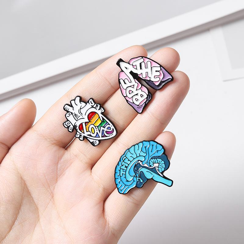 Pins, Brooches "Love"Brain And Heart Pins Anatomy Cerebrum Brooch Neurology For Doctors Nurses Lapel Pin Bags Badge Gift
Pins, Brooches "Love"Brain And Heart Pins Anatomy Cerebrum Brooch Neurology For Doctors Nurses Lapel Pin Bags Badge Gift