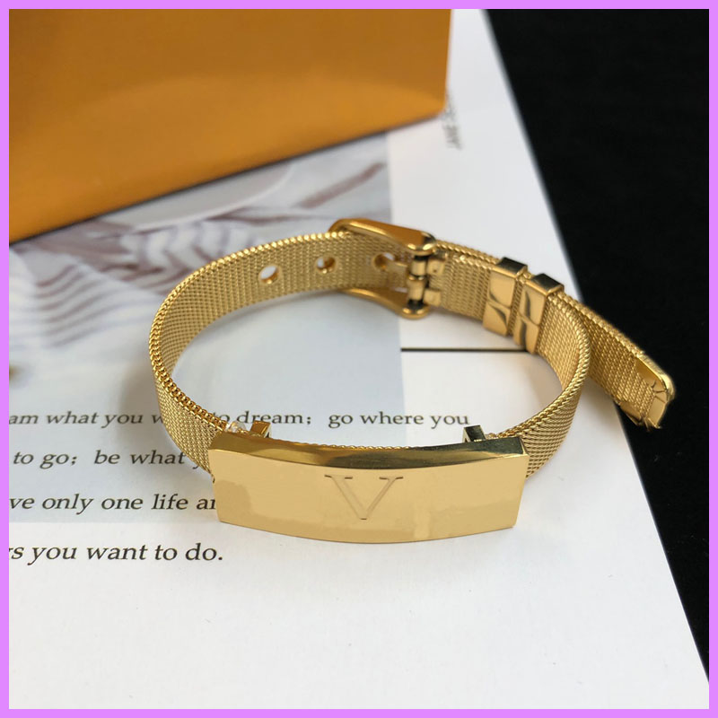 Watch Chain Bracelet Women Mens Designer Jewelry Mens Street Fashion With Letters Adjustable Bracelets Gold High Quality D2110261F
Watch Chain Bracelet Women Mens Designer Jewelry Mens Street Fashion With Letters Adjustable Bracelets Gold High Quality D2110261F