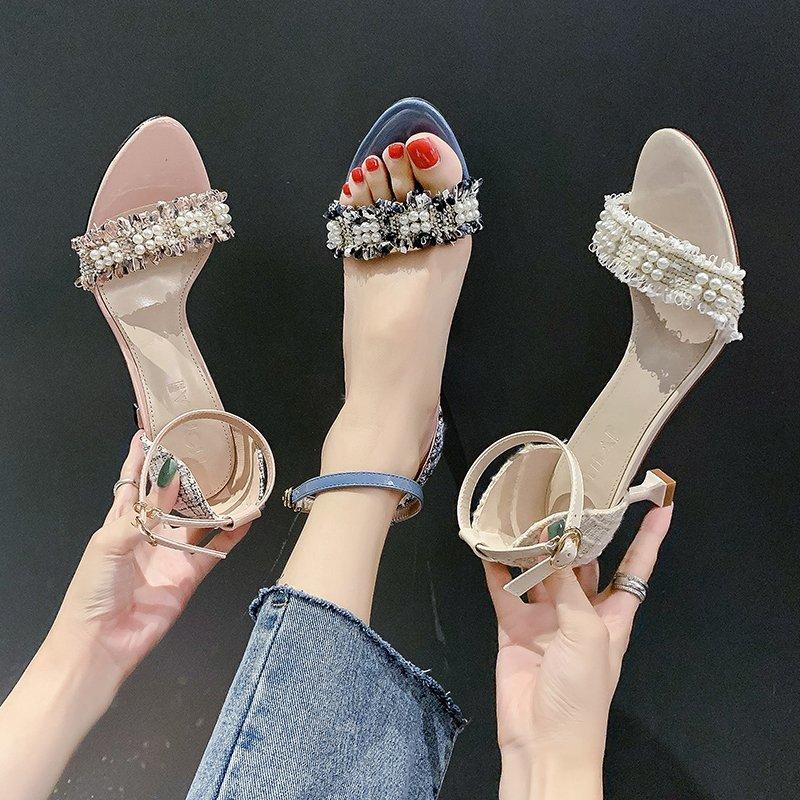 Fashion Womens Shoes 2021 High Heel Sandals Suit Female Beige Buckle Strap Luxury High-heeled Retro Black Clear Girls Comfor 
Fashion Womens Shoes 2021 High Heel Sandals Suit Female Beige Buckle Strap Luxury High-heeled Retro Black Clear Girls Comfor