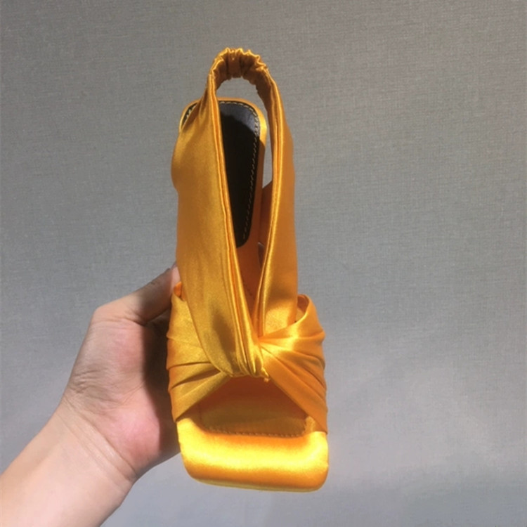 2021 women Ladies satin leather 8CM high heels sandals summer Casual Cross wedding Gladiator sexy Elastic band shoes square peep toe size 35, Black
2021 women Ladies satin leather 8CM high heels sandals summer Casual Cross wedding Gladiator sexy Elastic band shoes square peep toe size 35, Black