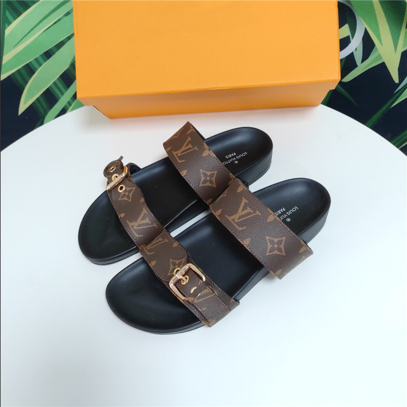 21ss Top high quality Fashion LOUIS Leather slippers Women VITTON Sandals slides men Flip Flops woman channel Shoes, White;black
21ss Top high quality Fashion LOUIS Leather slippers Women VITTON Sandals slides men Flip Flops woman channel Shoes, White;black