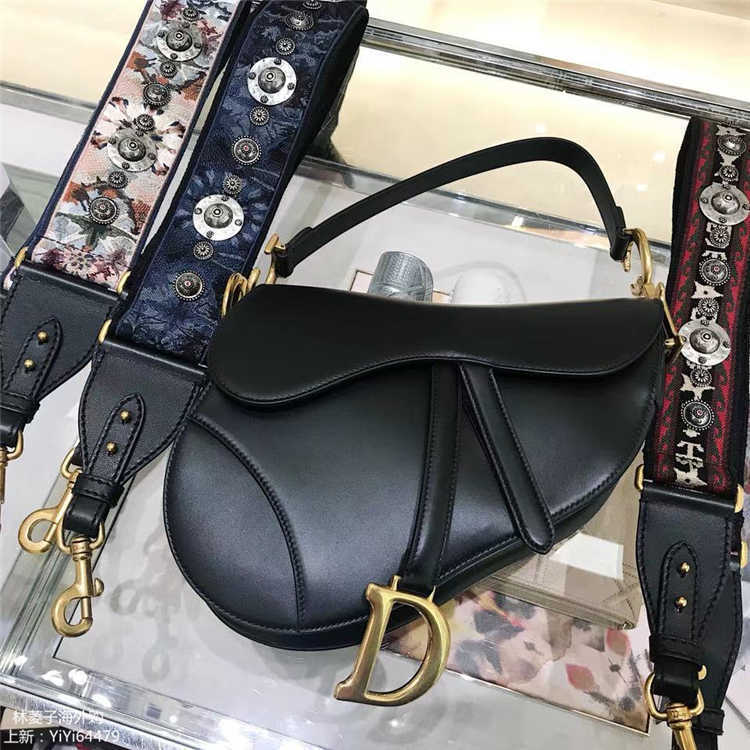 Miling Classic Grain Leather Saddle Bag Hand D-shaped Single Shoulder Cross Arm Women's Handbag Zlh
Miling Classic Grain Leather Saddle Bag Hand D-shaped Single Shoulder Cross Arm Women's Handbag Zlh