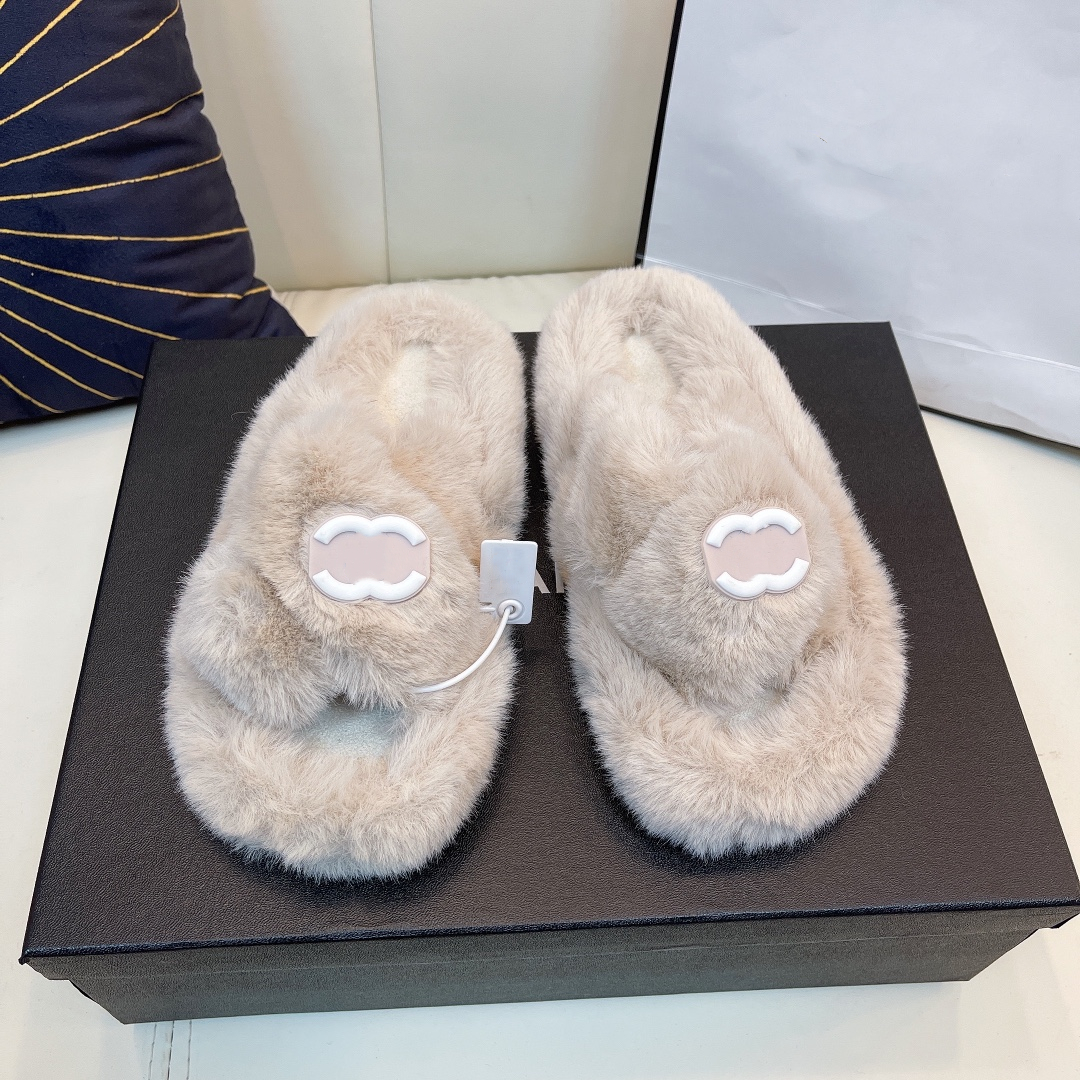 Designer Brand New Women Princetown Suede Velvet Leather Slippers Real rabbit Fur Winter Slipper Loafers Muller Flat EUR35-41 with Box, Black
Designer Brand New Women Princetown Suede Velvet Leather Slippers Real rabbit Fur Winter Slipper Loafers Muller Flat EUR35-41 with Box, Black