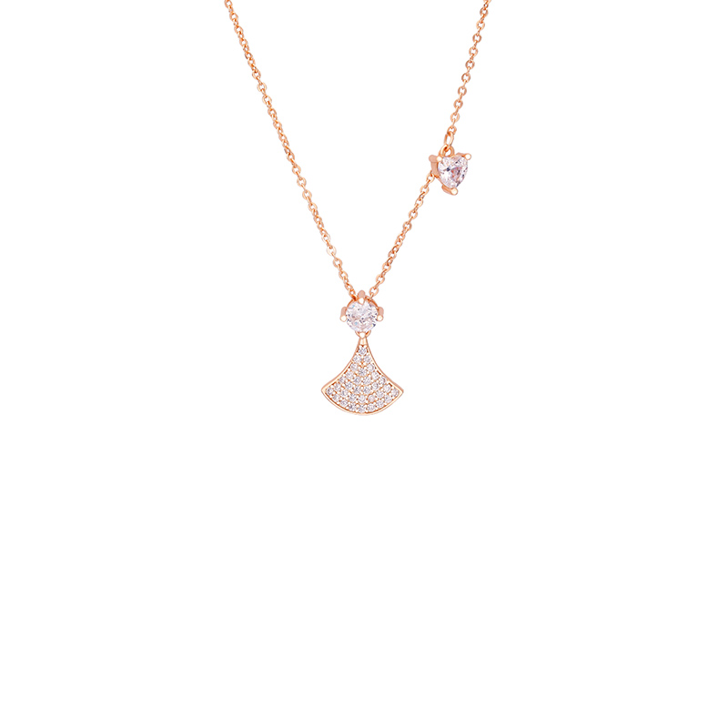 Simple light luxury full drill small Necklaces & Pendants skirt hanging heart clavicle chain, Singapore niche brand desig, Golden;silver
Simple light luxury full drill small Necklaces & Pendants skirt hanging heart clavicle chain, Singapore niche brand desig, Golden;silver