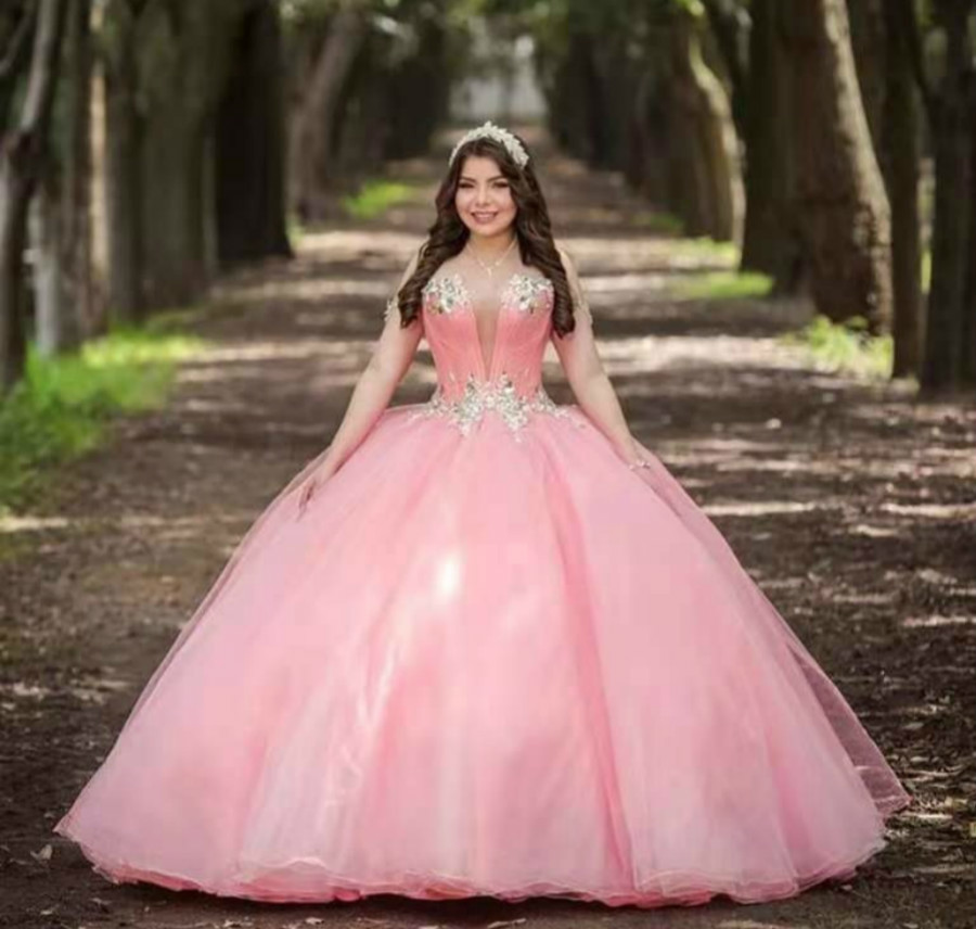 Pink Quinceanera Dresses 2020 Deep V Neck Sweet 15 16 Dresses Backless Puffy Rock Birthday Party Sweep Train Beautiful, White
Pink Quinceanera Dresses 2020 Deep V Neck Sweet 15 16 Dresses Backless Puffy Rock Birthday Party Sweep Train Beautiful, White