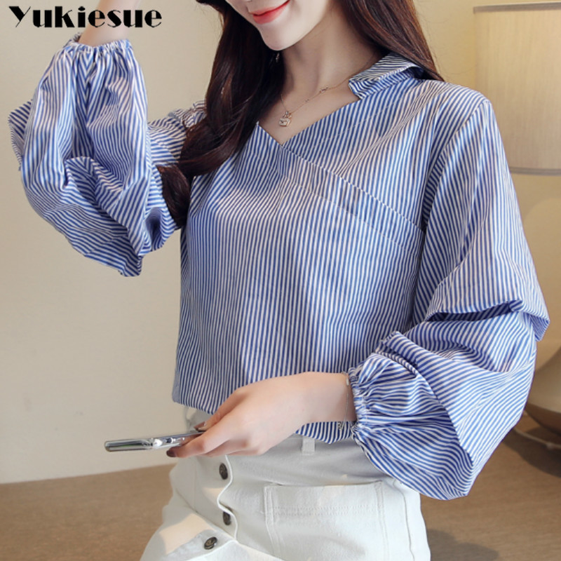 Elegant Turtleneck Blouse lantern Long Sleeve White stirped Shirt Office Ladies Top Casual V neck Womens Blouses Plus size 210518
Elegant Turtleneck Blouse lantern Long Sleeve White stirped Shirt Office Ladies Top Casual V neck Womens Blouses Plus size 210518