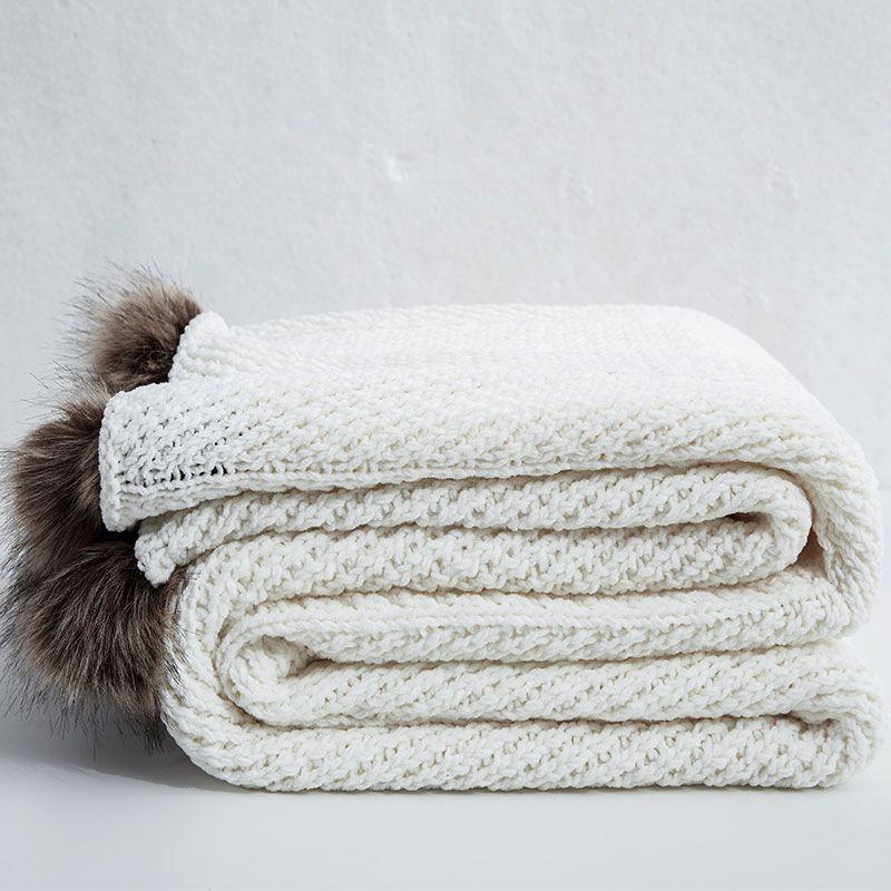 Knitted Super Soft Thread Blanket, Shawl Cover, Small Quilt For Traveling In The Car, Solid Color Is Not Easy To Pilling Blankets