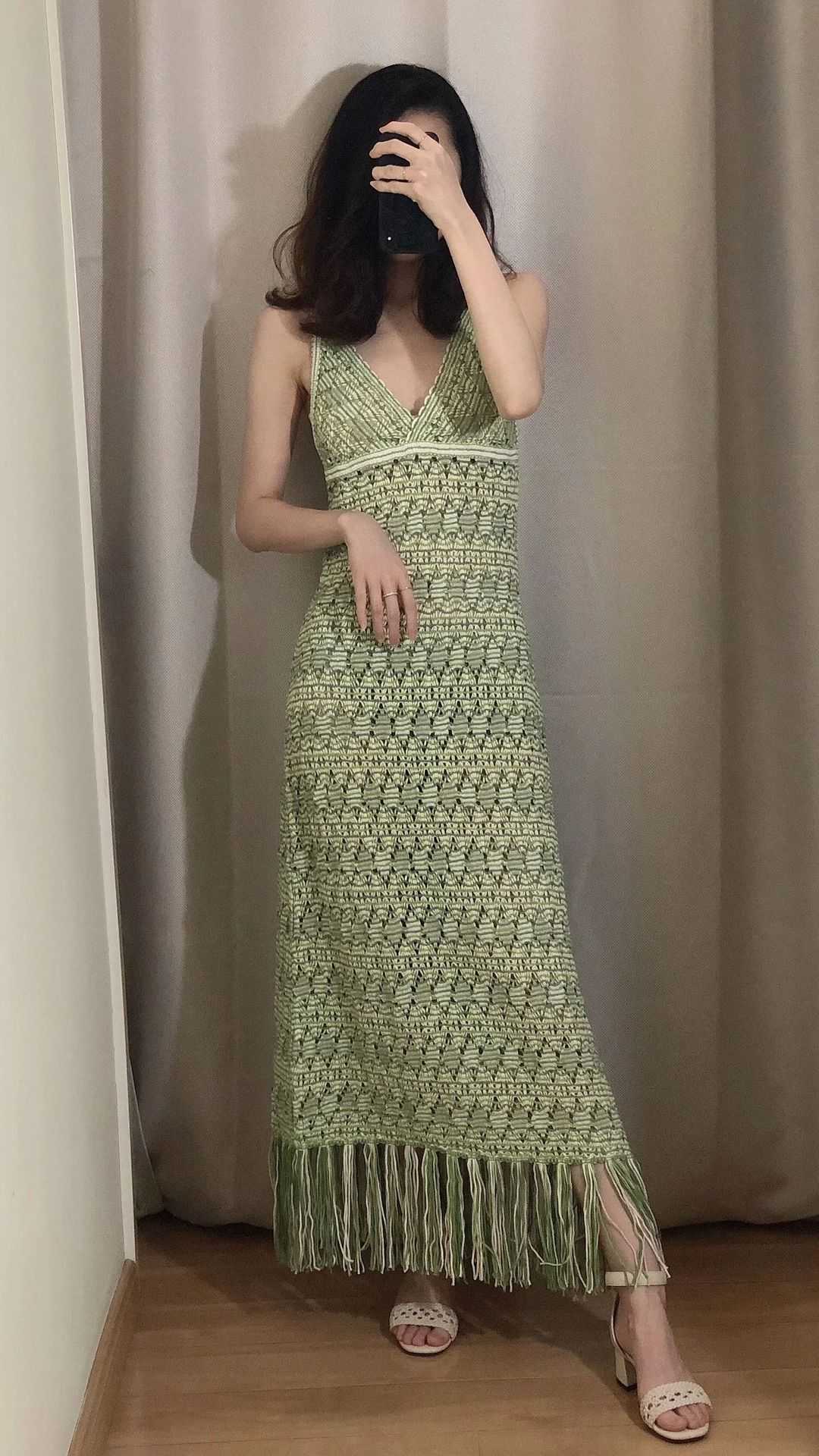 Yiallen 2021 Summer Women Chic Fashion With Tassel Knitted Midi Dress Vintage Backless Fringed Hem Female Dresses Beach Costume Y0603, Green
Yiallen 2021 Summer Women Chic Fashion With Tassel Knitted Midi Dress Vintage Backless Fringed Hem Female Dresses Beach Costume Y0603, Green