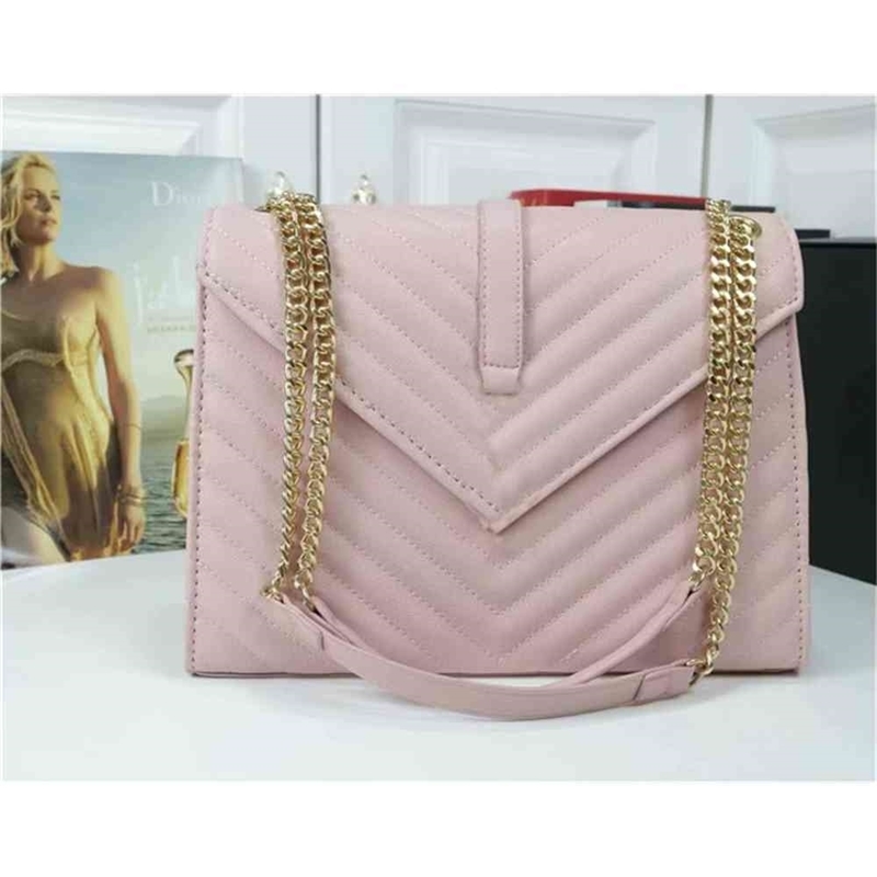 Women Luxurys Designers Bags 2021 Summer Fashion Messenger Leather Chain Clearance Whole Designer Handbag Handbags Totes Crossbody Bag
Women Luxurys Designers Bags 2021 Summer Fashion Messenger Leather Chain Clearance Whole Designer Handbag Handbags Totes Crossbody Bag