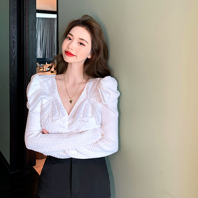 Nomikuma Korean Diamonds Bowknot Blouse Shirt Puff Long Sleeve V-neck Women Tops Spring New Slim Elegant Blusas 6D796 210427
