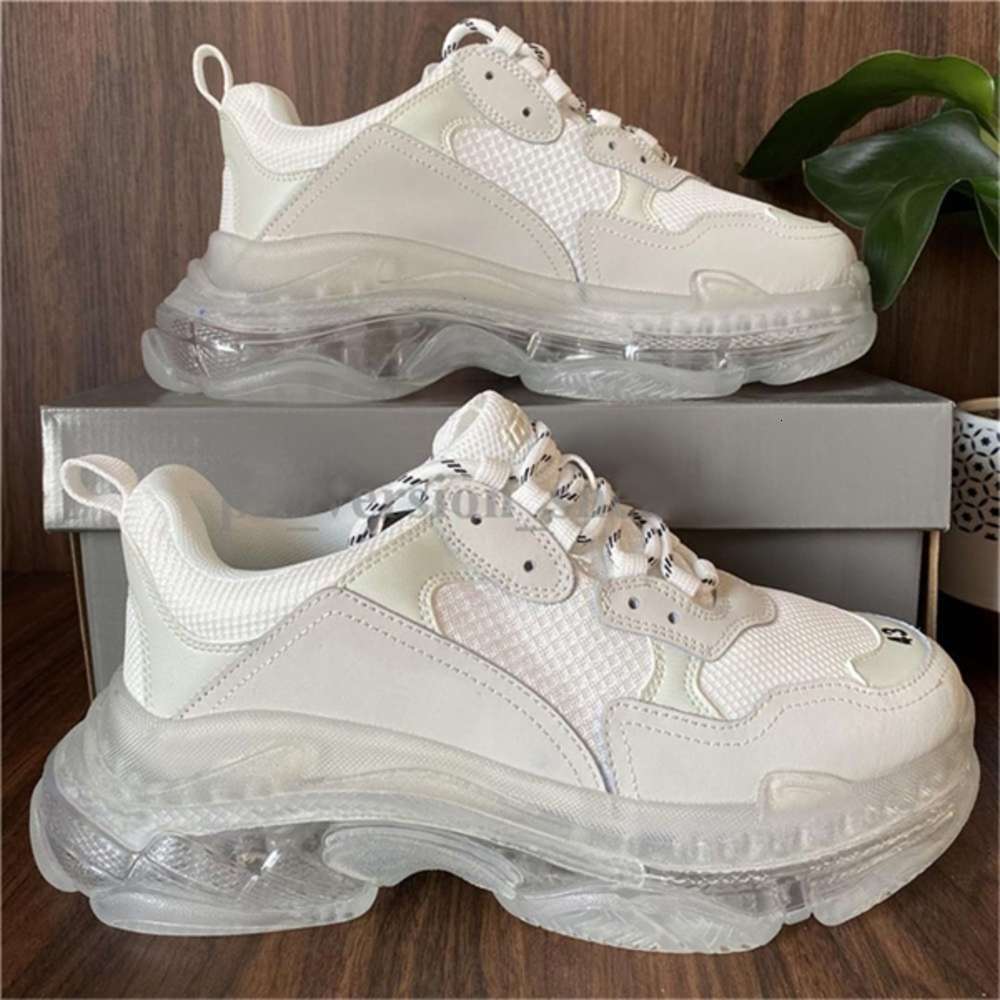 2021 Outdoor Shoes Triple S Clear Sole Trainers Dad Shoe Sneakers Black Si er Crystal Bottom Mens Womens Casual With box ruibatrade
2021 Outdoor Shoes Triple S Clear Sole Trainers Dad Shoe Sneakers Black Si er Crystal Bottom Mens Womens Casual With box ruibatrade