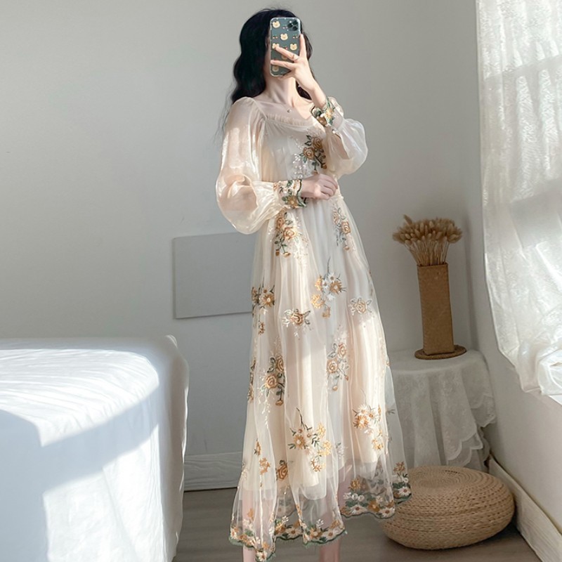 Spring Women French Romantic Floral Embroidery Mesh Midi Dress Elegant Long-Sleeved Chic Feminine Robe 210519