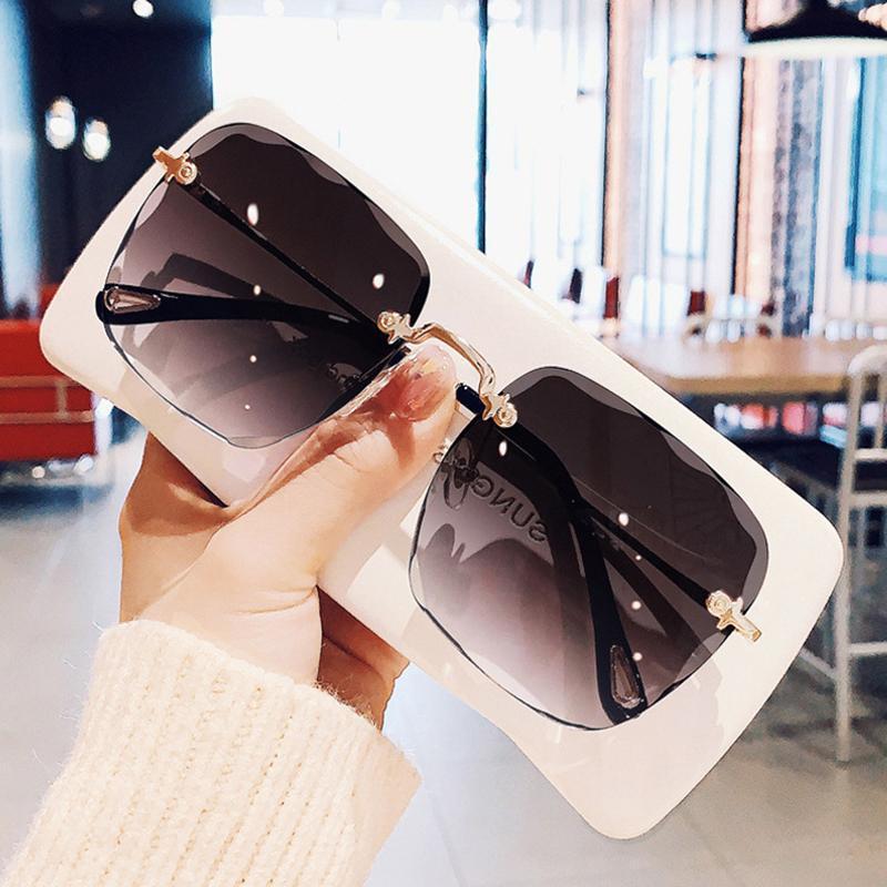 Sunglasses Rimless Square Oversized Women Vintage Designer Diamond Cutting Lens Gradient Sun Glasses1
Sunglasses Rimless Square Oversized Women Vintage Designer Diamond Cutting Lens Gradient Sun Glasses1
