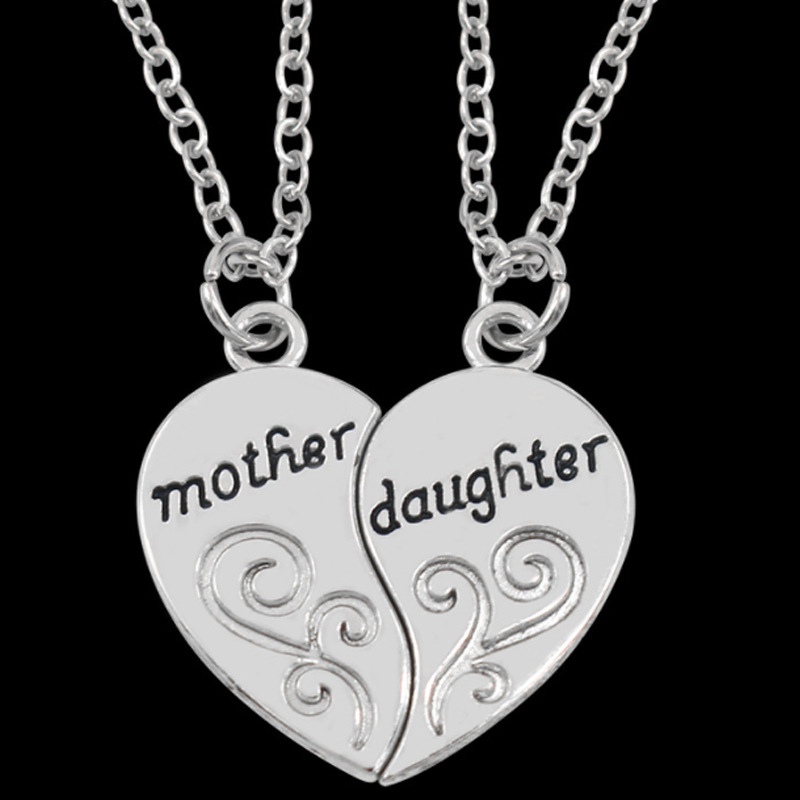 Mother's Day Gifts Mom and Daughter Love Puzzle Necklace Metal Silver Plated Two-piece Pendant Distance Cpuple Love Heart Necklace Jewelry Gift 2
