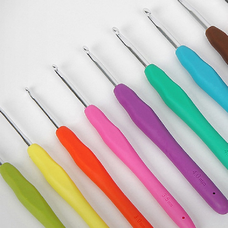 9PC/Set Color Silicone Soft Handle Metal Set DIY Knitting Needles Crochet Tool Hook Pin Free shipping