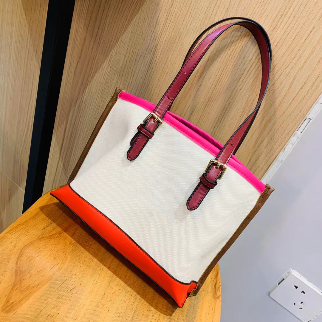 Designer Handbag for Women Tote Purse With Chain Ladies Fashion FlapTop Quality Wallet Crossbody Shoulder Bags, White
Designer Handbag for Women Tote Purse With Chain Ladies Fashion FlapTop Quality Wallet Crossbody Shoulder Bags, White