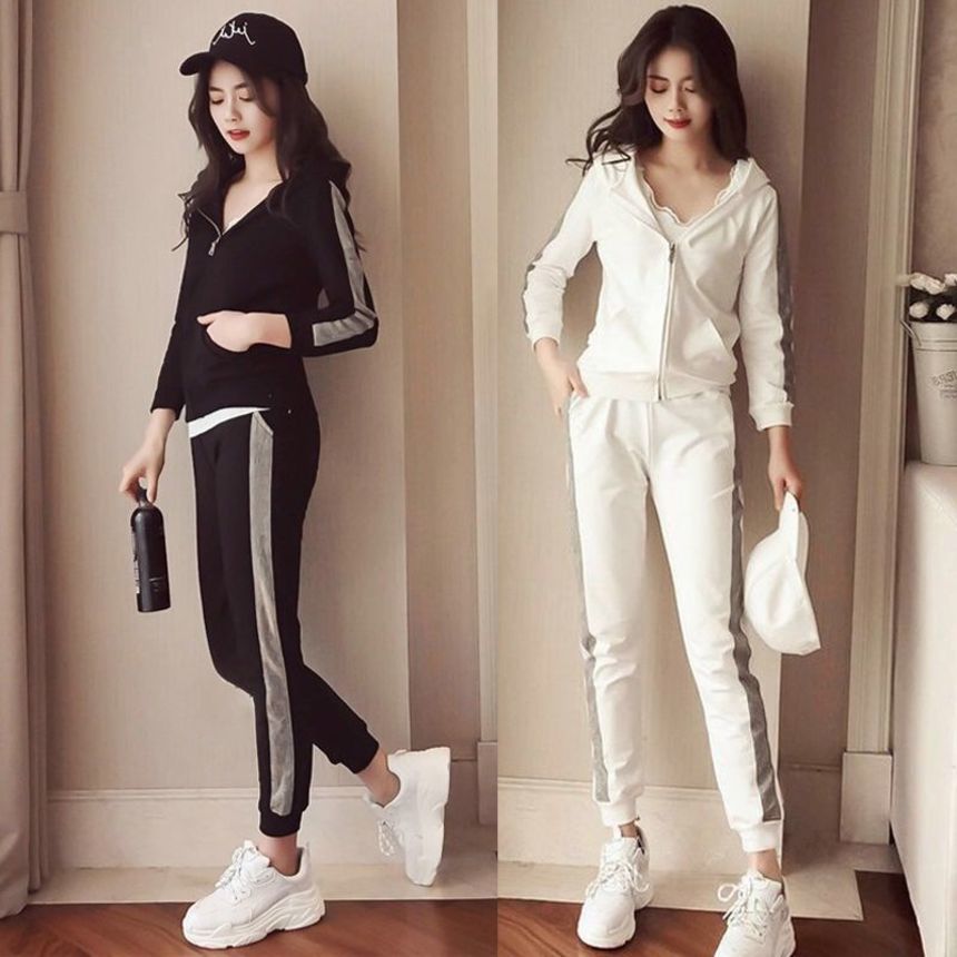 autumn and winter new sportswear suit women's running korean student long sve casual wear two piece fashion, Gray
autumn and winter new sportswear suit women's running korean student long sve casual wear two piece fashion, Gray